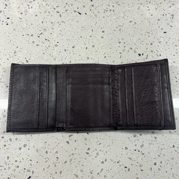 Guess Dark Brown Leather Trifold Card Holder/Wallet - Picture 2 of 10